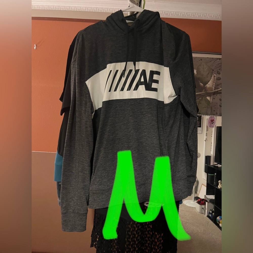 Ae light sweater